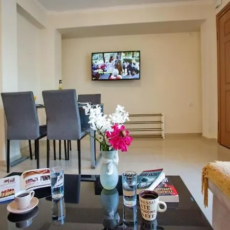 E & M Apartament Nea Iraklitsa
