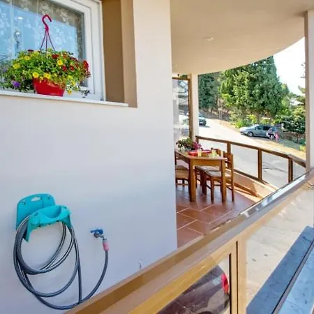 Apartament E & M