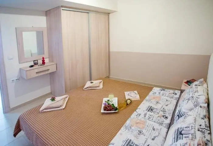 Apartamento E & M Nea Iraklitsa