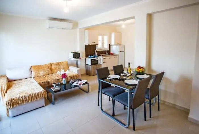 E & M * Nea Iraklitsa