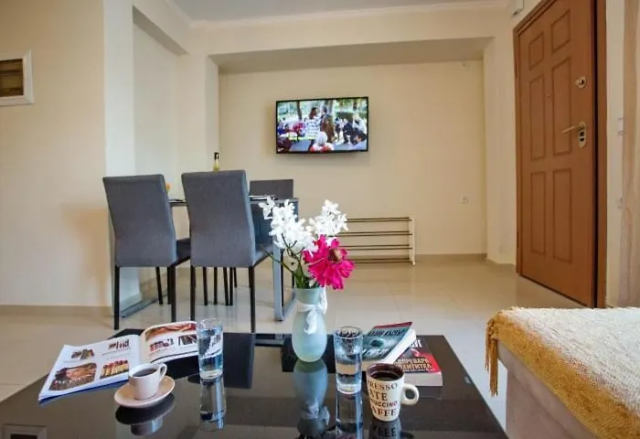 E & M Apartamento Nea Iraklitsa